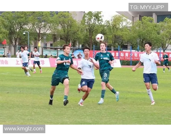 外号小豌豆的足球明星如何在绿茵场上书写传奇人生与辉煌成就